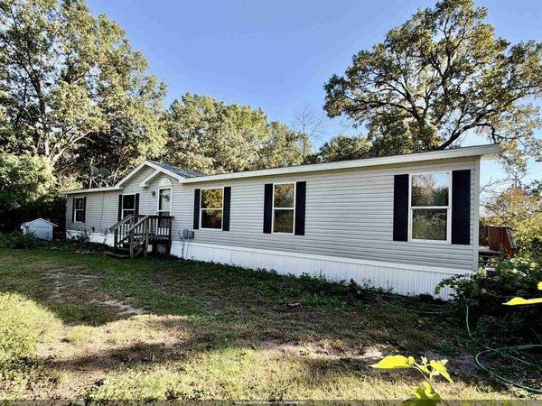 E1657 PINE LANE, Waupaca, WI 54981