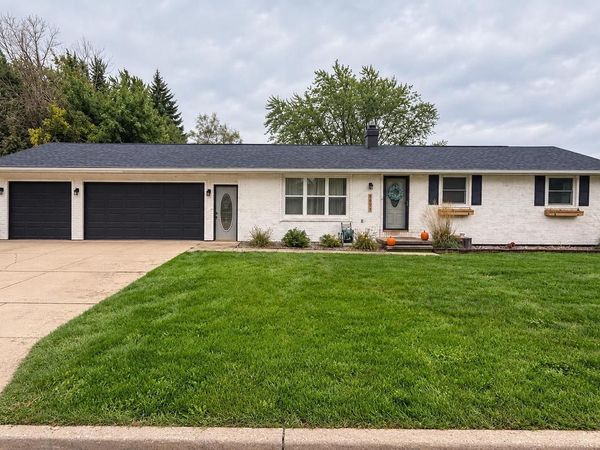 1371 CORMIER ROAD, Ashwaubenon, WI 54313