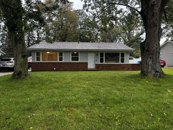 4022 Cleveland Avenue , Michigan City, IN 46360