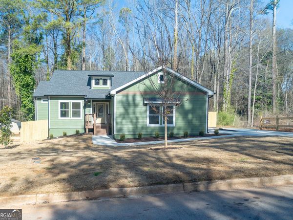 6138 Green Acres Drive SW, Covington, GA 30014