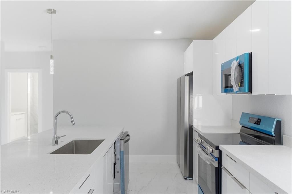 107 E 15th St, Lehigh Acres, FL 33972 Photo