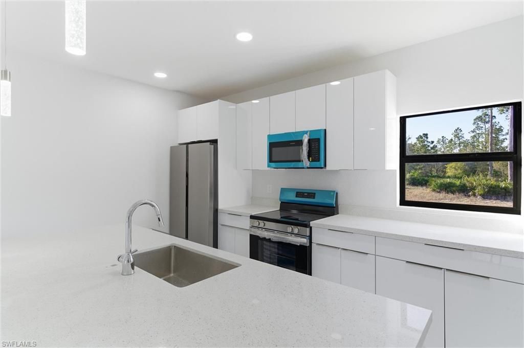 107 E 15th St, Lehigh Acres, FL 33972 Photo