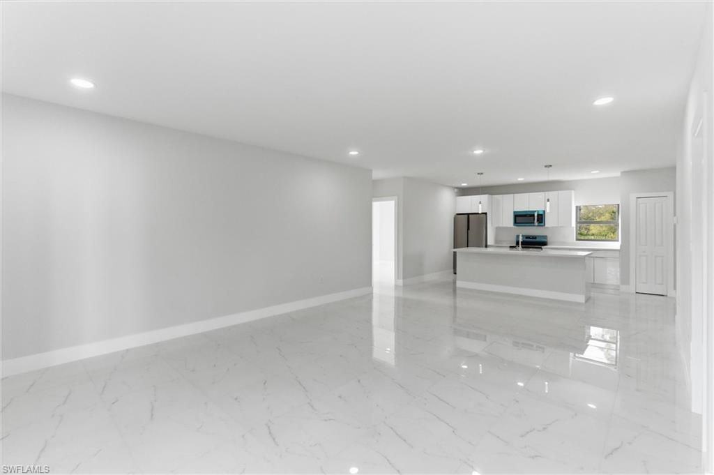 107 E 15th St, Lehigh Acres, FL 33972 Photo