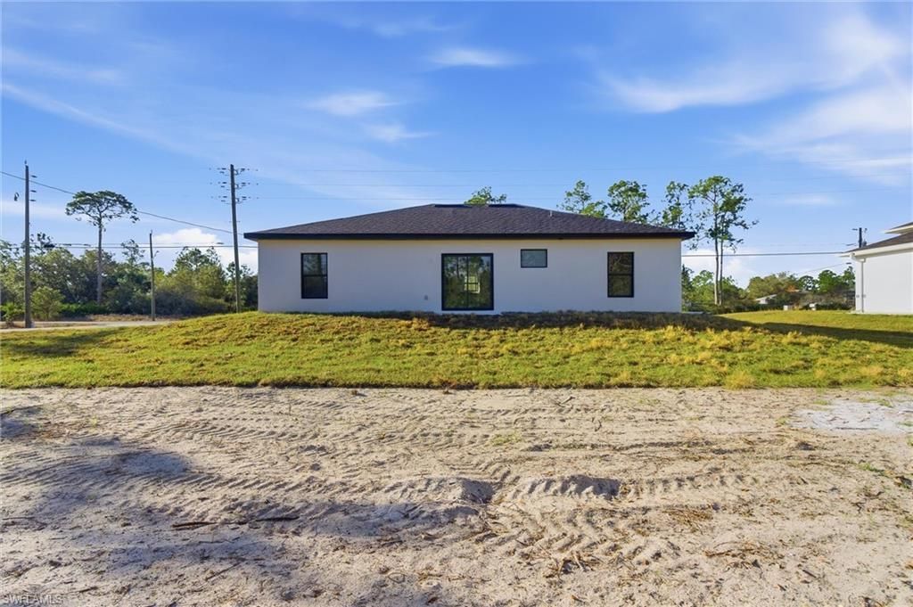 107 E 15th St, Lehigh Acres, FL 33972 Photo