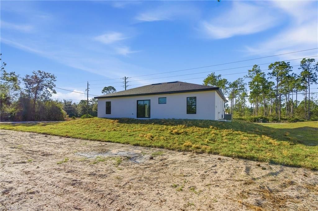 107 E 15th St, Lehigh Acres, FL 33972 Photo