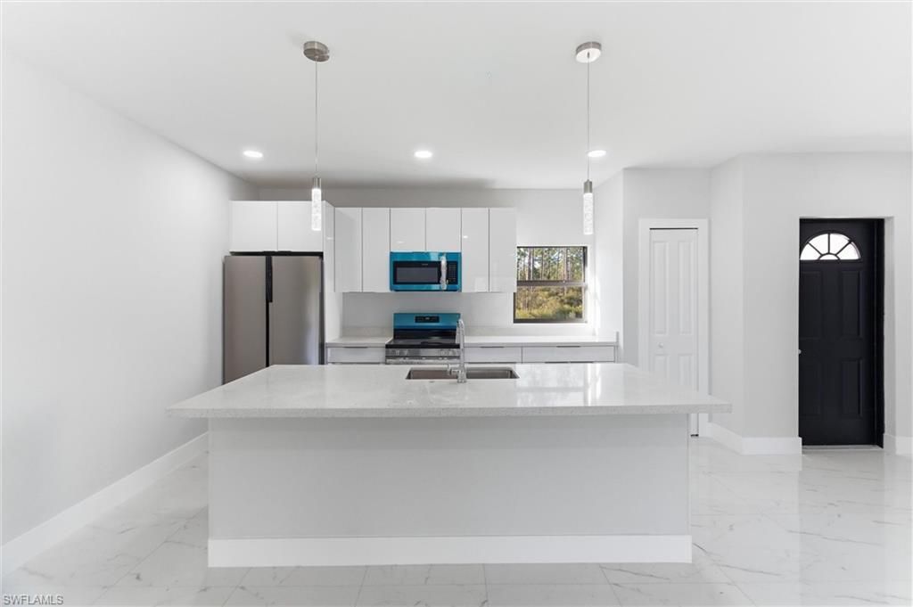 107 E 15th St, Lehigh Acres, FL 33972 Photo