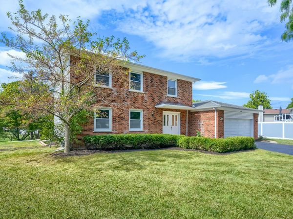 4170 Ludington Court , Hoffman Estates, IL 60192