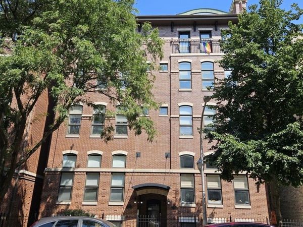 924 W Dakin Street, Unit 1, Chicago, IL 60613