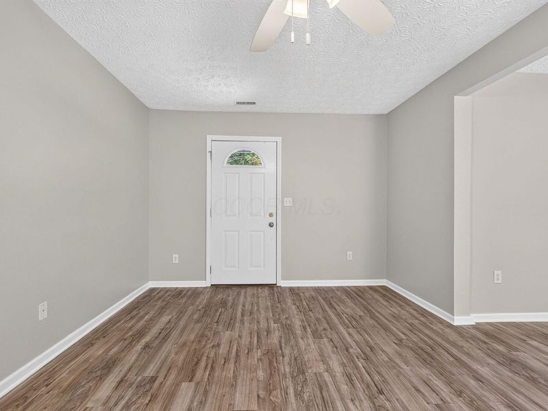 1999 Cory Drive , Hilliard, OH 43026 Photo 3