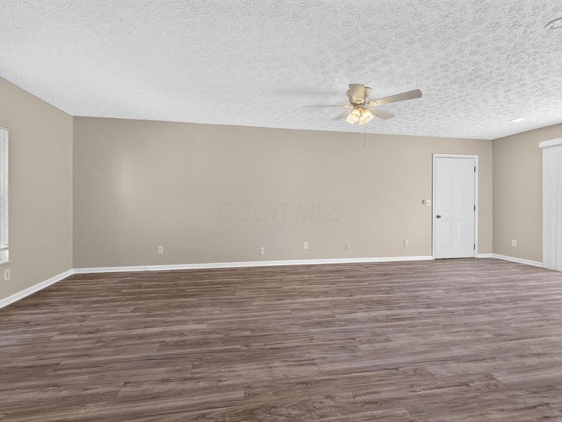 1999 Cory Drive , Hilliard, OH 43026 Photo 4