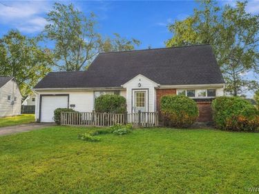 1221 La Salle Avenue, Grand Island, NY 14072