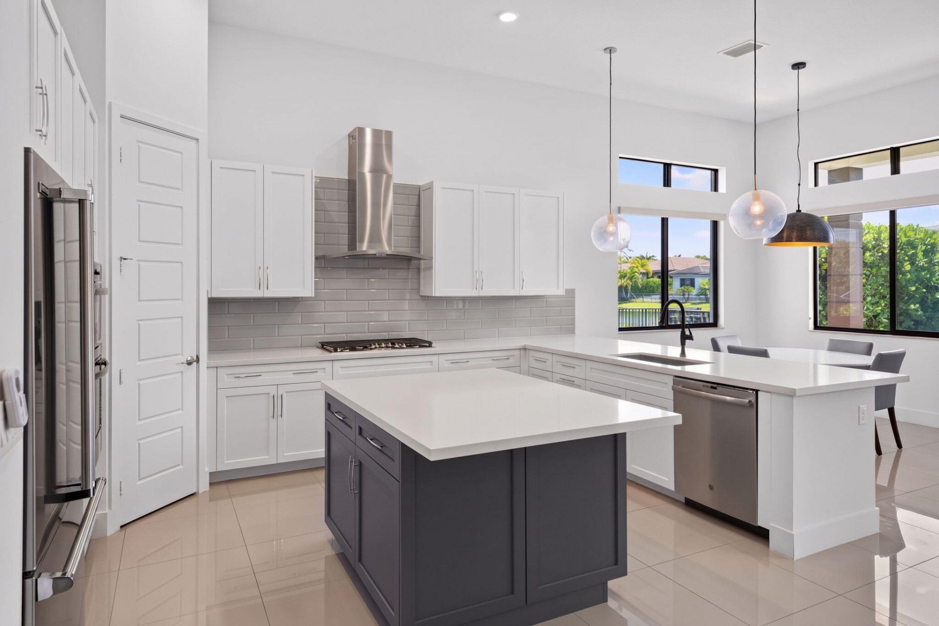 10490 S Lago Vista Circle, Parkland, FL 33076 Photo