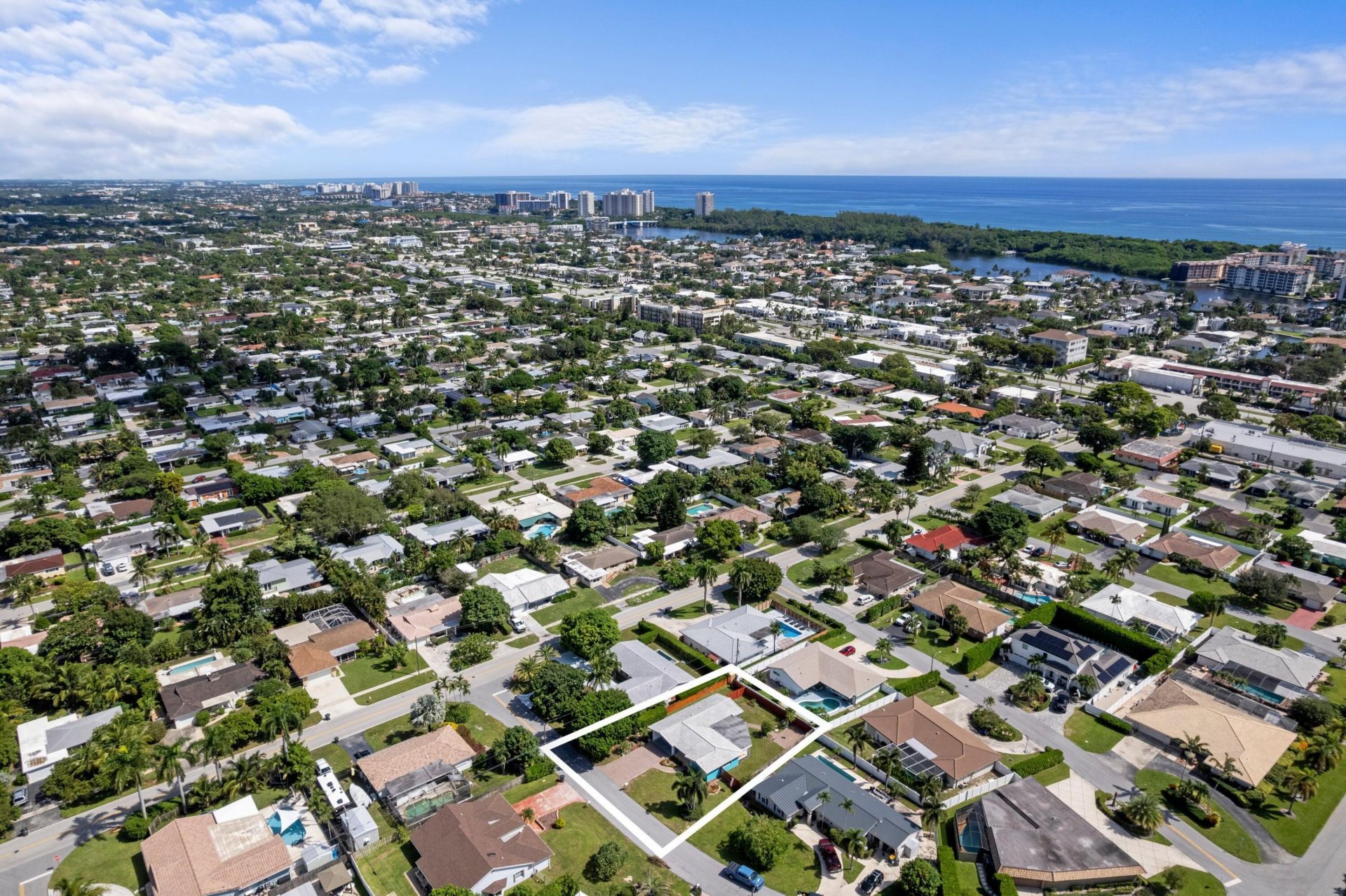 2750 NE 27th Circle, Boca Raton, FL 33431 Photo