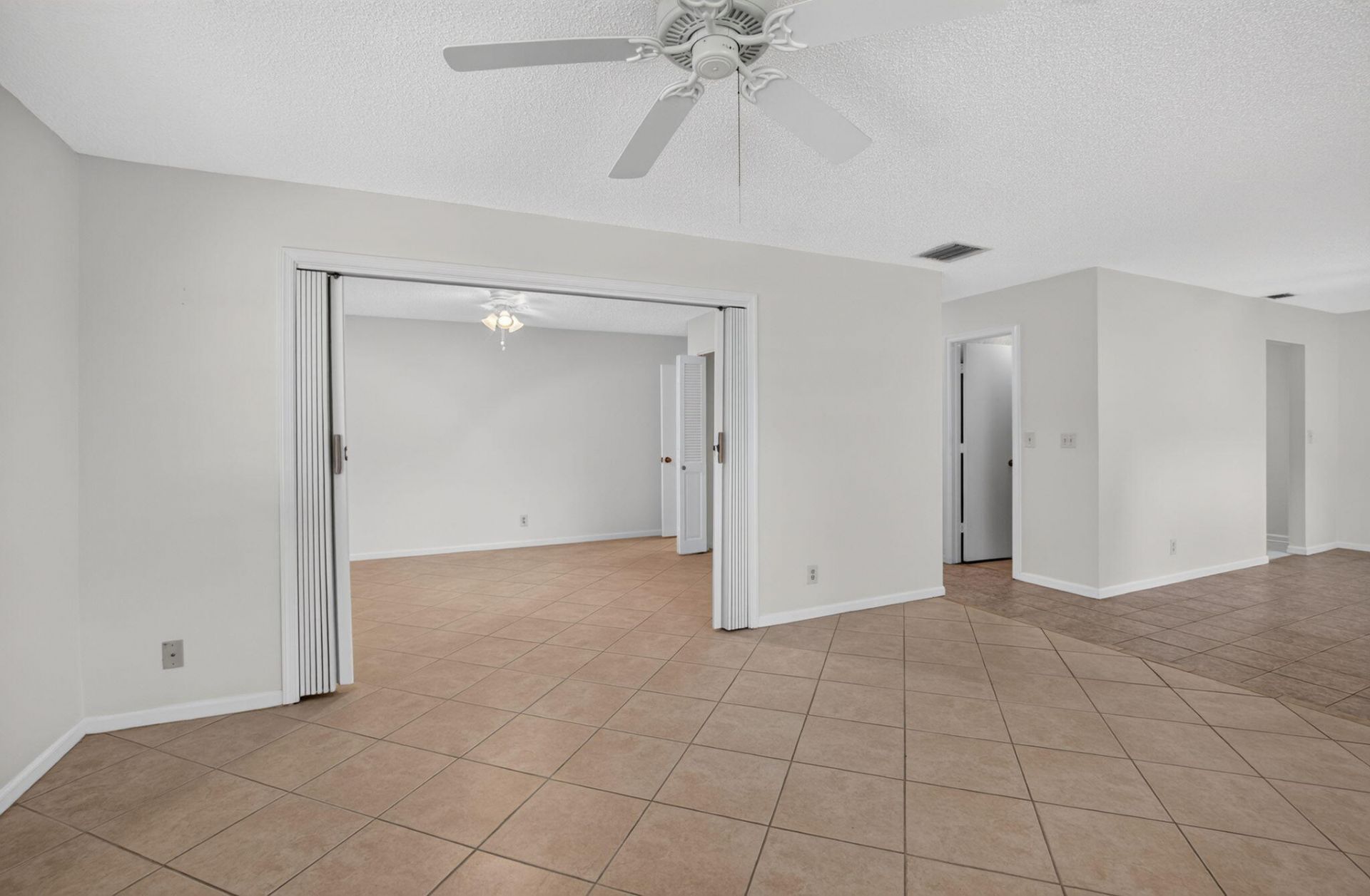 10128 S 44th Drive, Unit 370, Boynton Beach, FL 33436 Photo