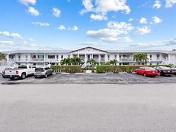 1401 SE 7TH Avenue, Unit 9, Pompano Beach, FL 33060