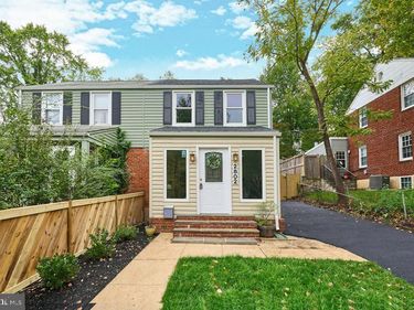 2802 FARMINGTON DRIVE, ALEXANDRIA, VA 22303
