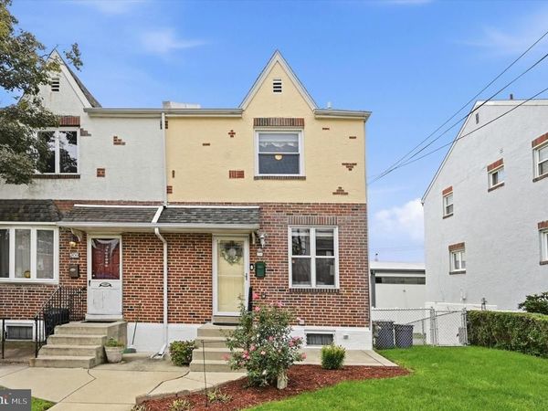 211 WILLOWBROOK AVENUE, FOLSOM, PA 19033