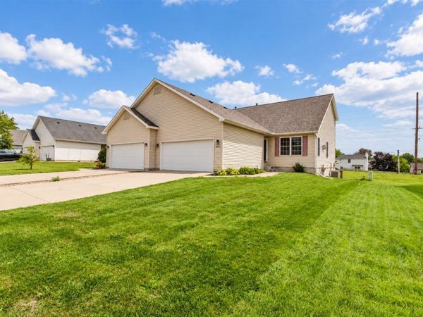 603 Wildberry Drive , Normal, IL 61761
