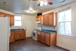 561 Rutledge Avenue photo 4