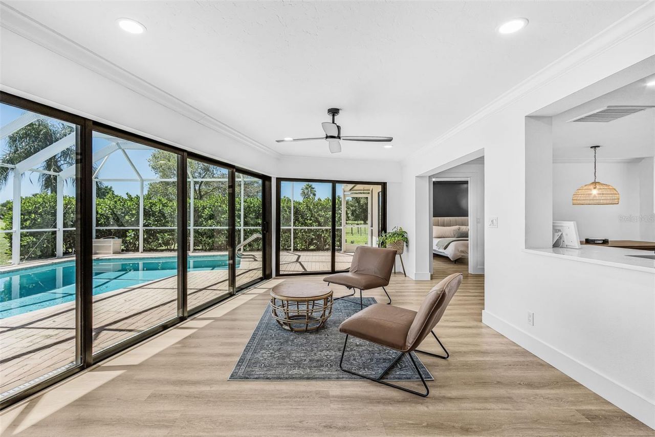 3620 Pembrook Dr, Sarasota, FL 34239 Photo
