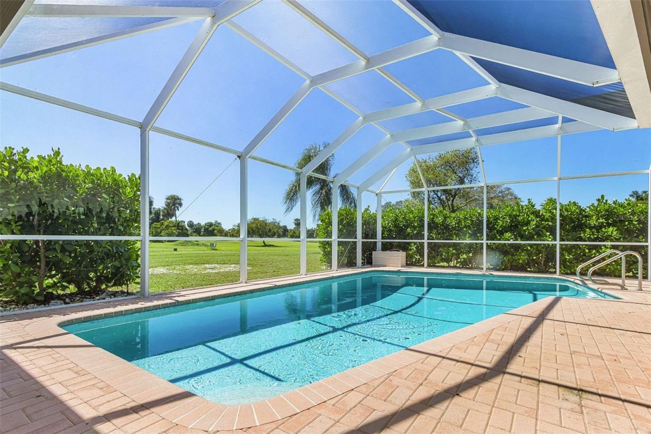 3620 Pembrook Dr, Sarasota, FL 34239 Photo