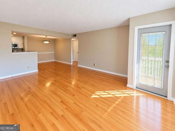 2037 Chastain Park Court NE, Atlanta, GA 30342