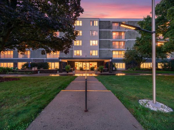 6450 York Avenue S, Unit 207, Edina, MN 55435