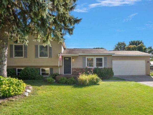 3804 Timberwolf Drive, Traverse City, MI 49684