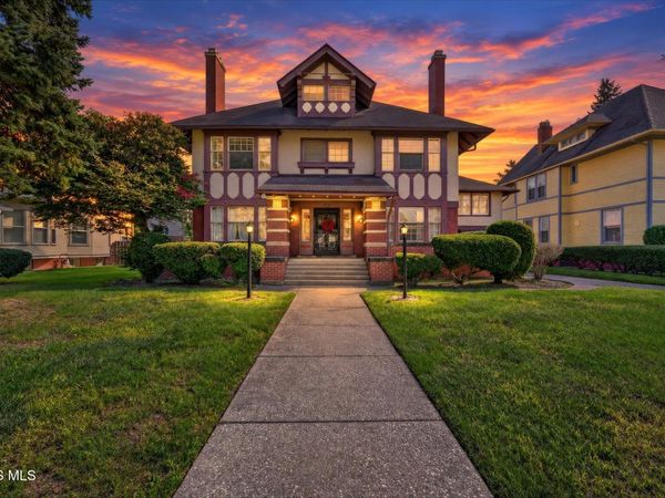 2146 Parkwood Avenue , Toledo, OH 43620