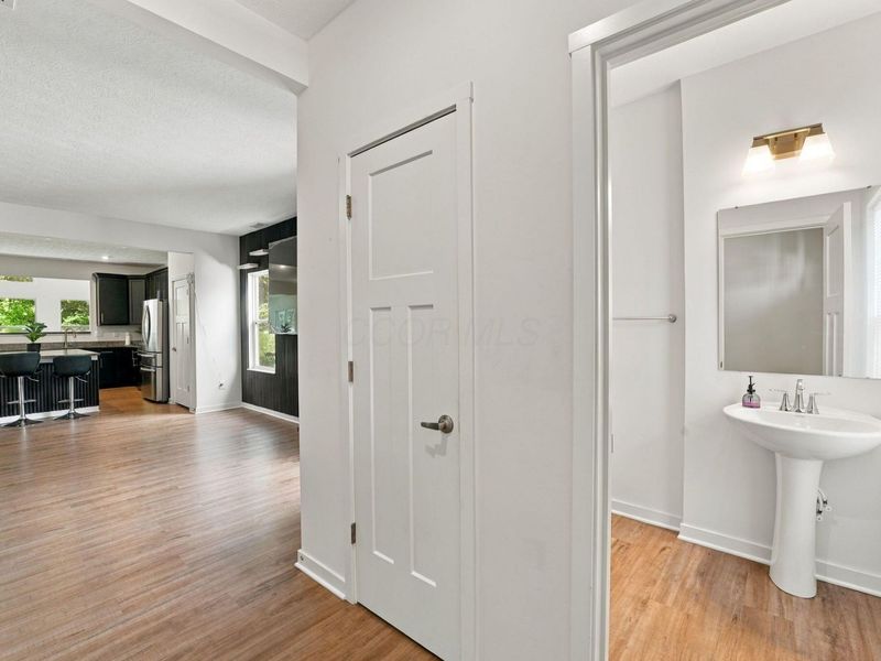 2831 Horsham Drive, Grove City, OH 43123 Photo 5