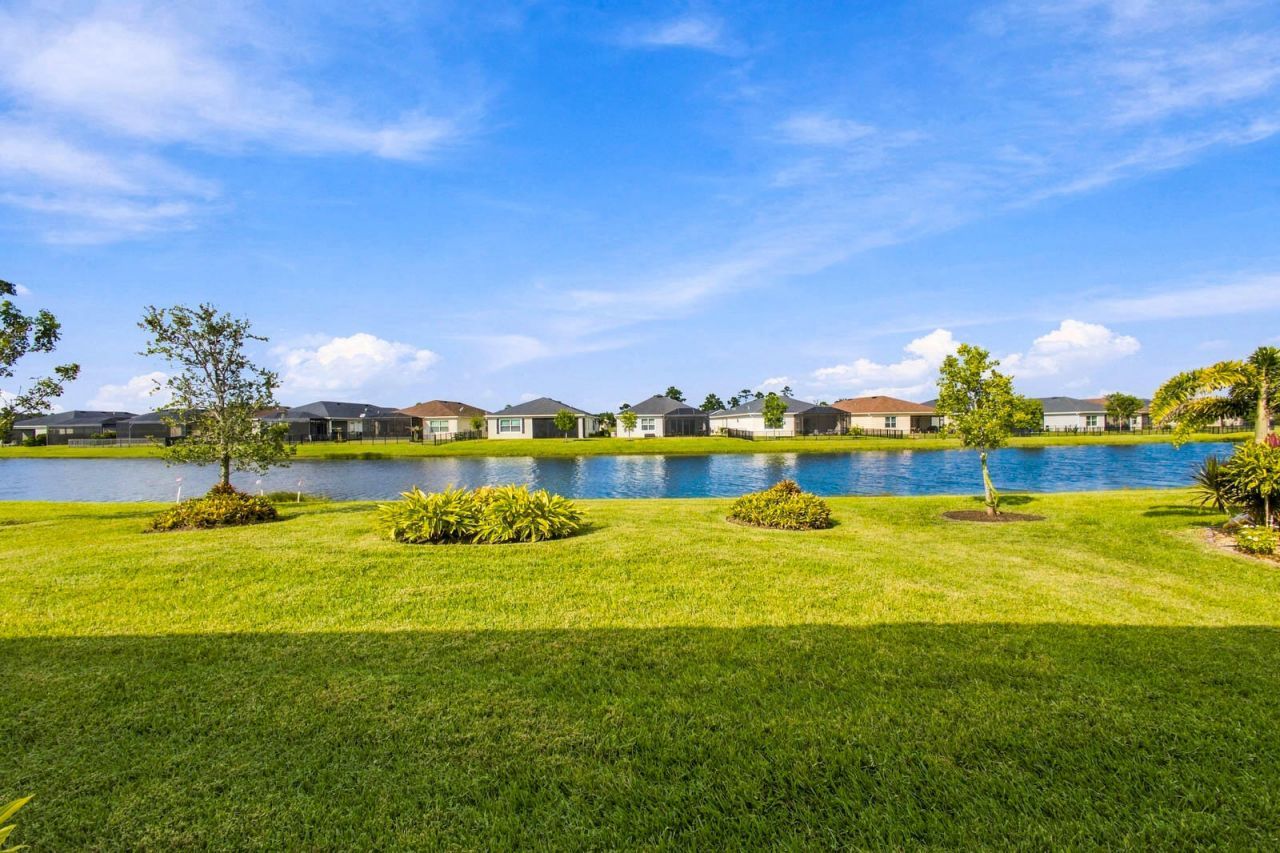 791 SE Woodbine Road, Port Saint Lucie, FL 34984 Photo