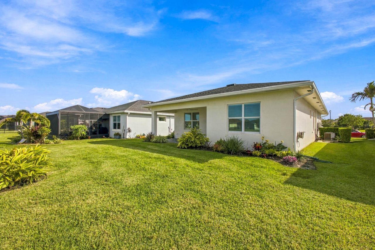 791 SE Woodbine Road, Port Saint Lucie, FL 34984 Photo