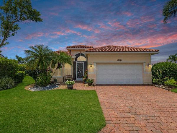 11621 SW Mountain Ash Circle, Port St. Lucie, FL 34987