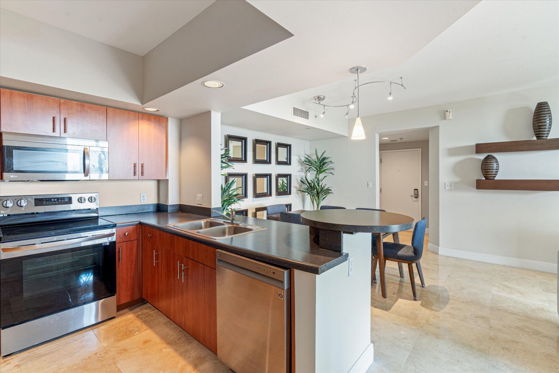 110 N Federal Highway, Unit 1214, Fort Lauderdale, FL 33301 Photo