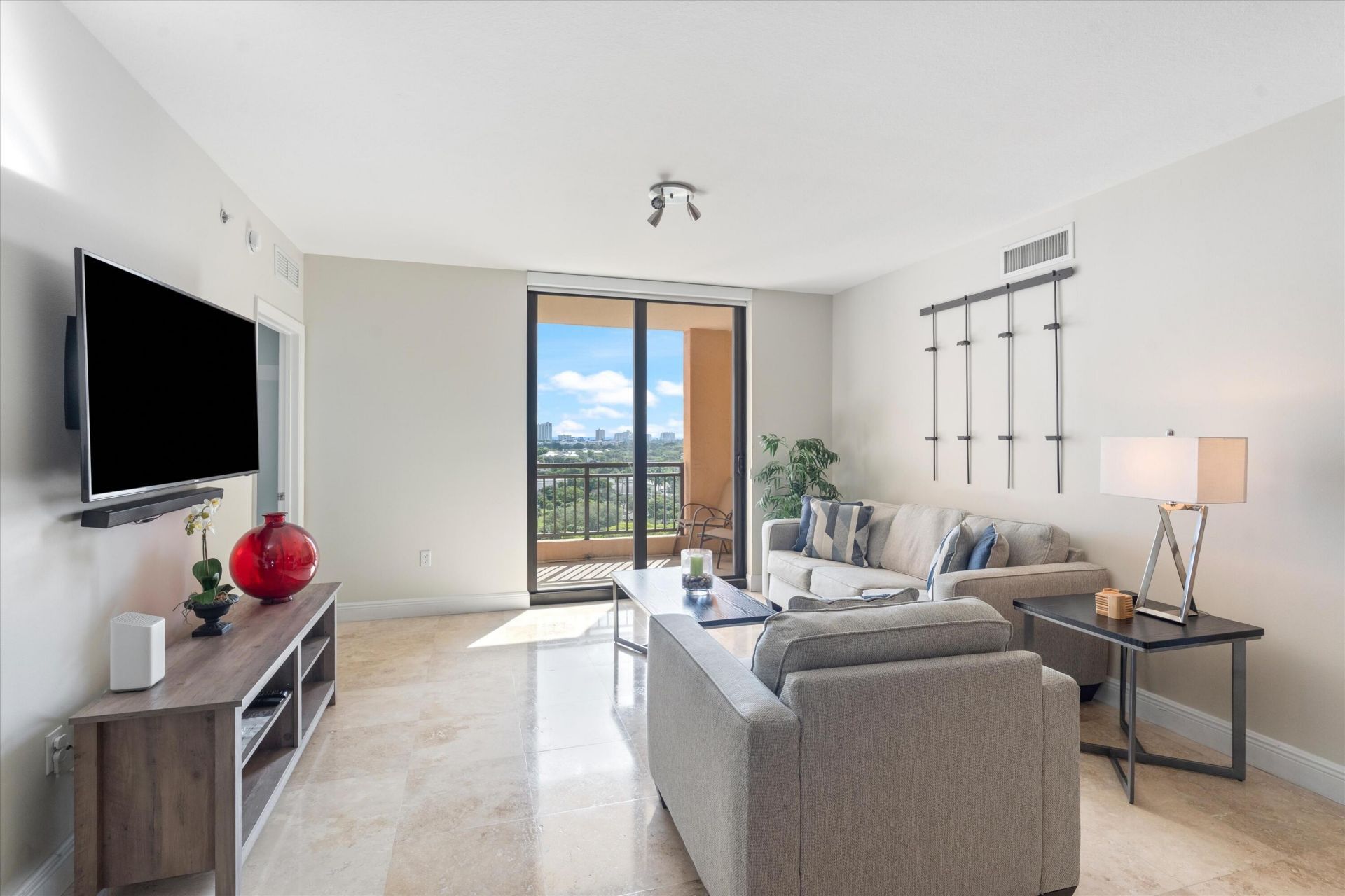 110 N Federal Highway, Unit 1214, Fort Lauderdale, FL 33301 Photo