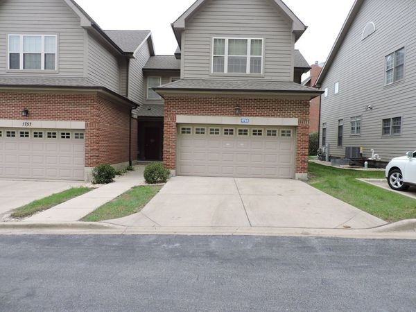 1755 Riverwoods Drive , Melrose Park, IL 60160