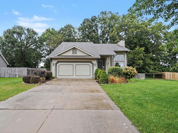 52742 Red Fox Trail, South Bend, IN 46628