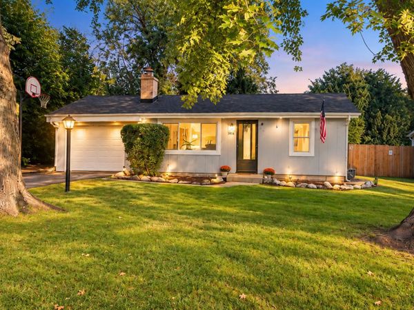 3914 Woodstock Street , Wonder Lake, IL 60097