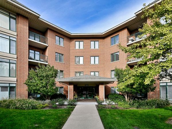 875 E 22nd Street , Unit 104, Lombard, IL 60148