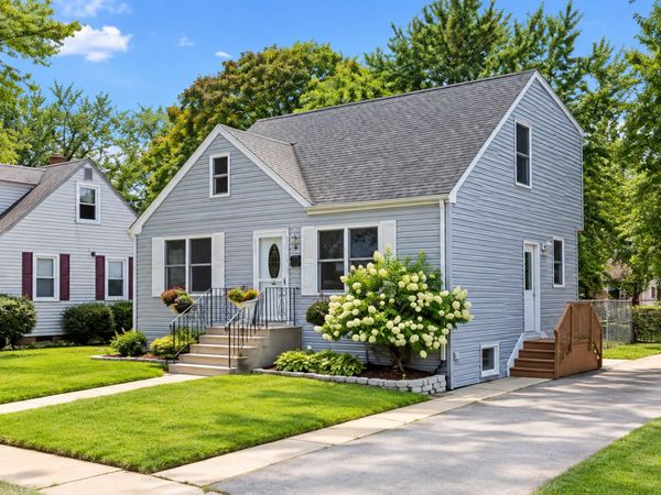 18440 Palmer Avenue , Homewood, IL 60430