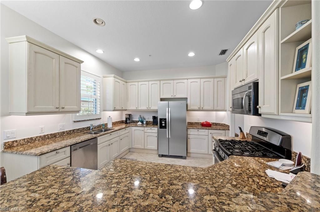3142 Aviamar Cir , Unit 2104, Naples, FL 34114 Photo
