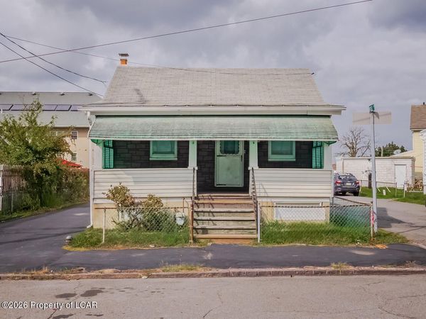 5 Jackson Avenue, West Hazleton, PA 18202