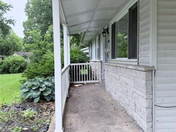 744 Riderwood Drive, Hazelwood, MO 63042
