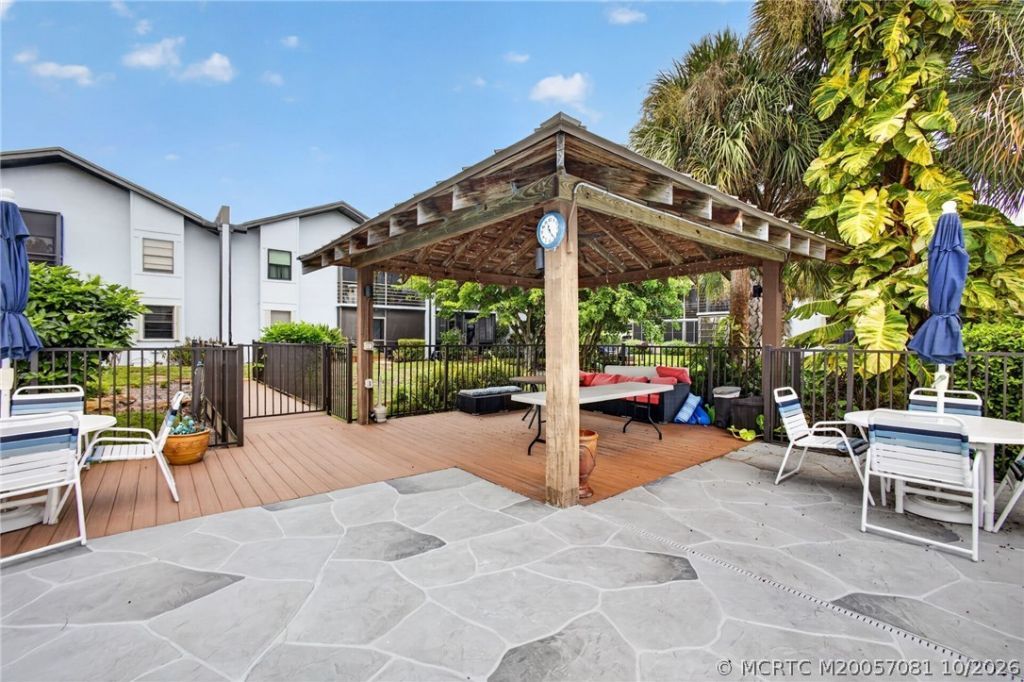 1831 SW Palm City Road, Unit C402, Stuart, FL 34994 Photo