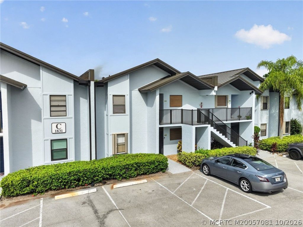 1831 SW Palm City Road, Unit C402, Stuart, FL 34994 Photo