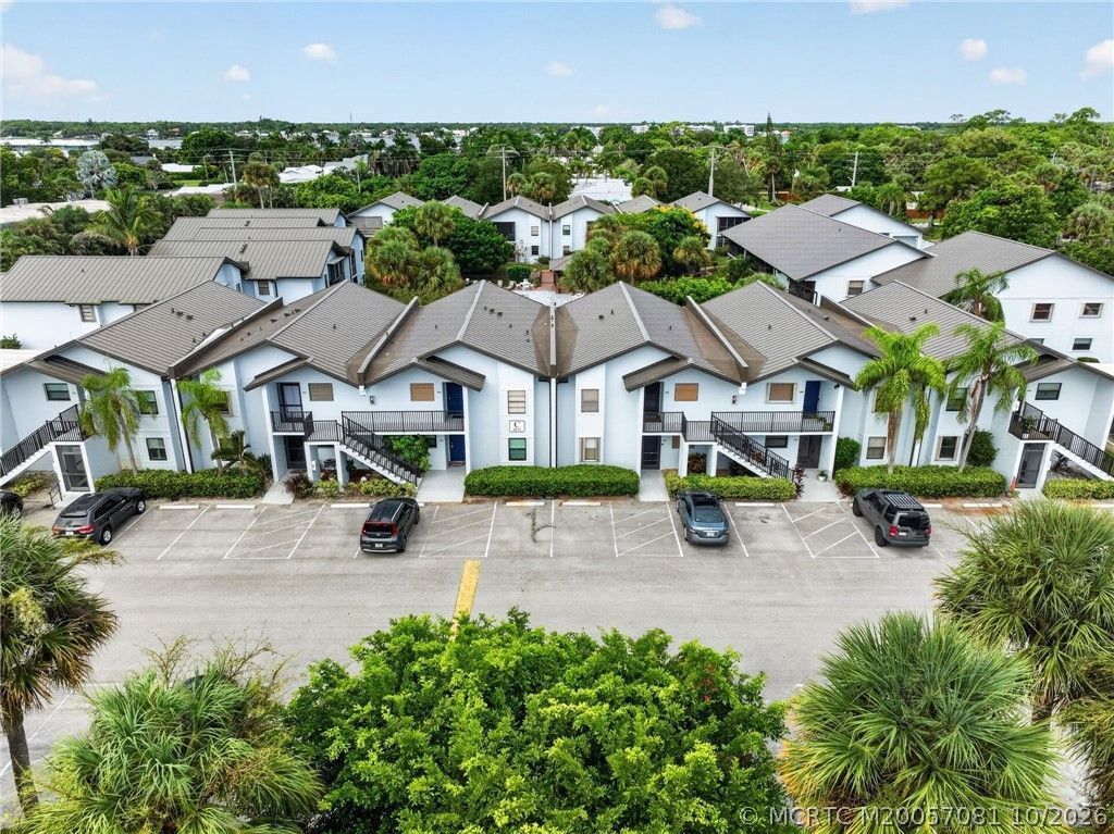 1831 SW Palm City Road, Unit C402, Stuart, FL 34994 Photo