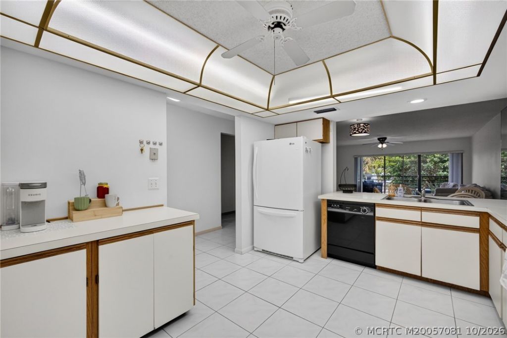 1831 SW Palm City Road, Unit C402, Stuart, FL 34994 Photo