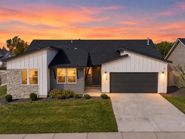 2909 N Mountain Lake Ave, Star, ID 83669