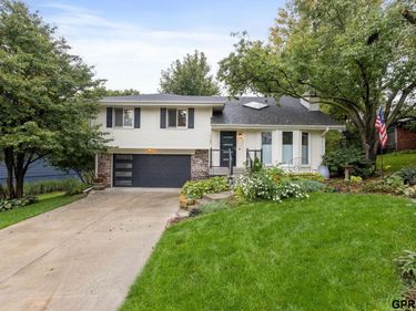 1107 Cimarron Street, Papillion, NE 68046