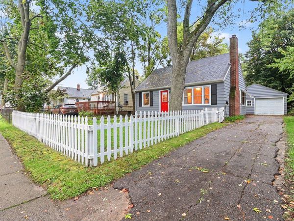 318 E Rouse Street, Lansing, MI 48910